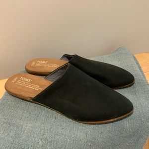 TOMs matte black flat